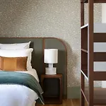Hotel Maison Du Boutique 4*