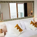 Maison Du Boutique 4* Nyon
