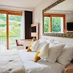 Maison Du Boutique 4* Nyon