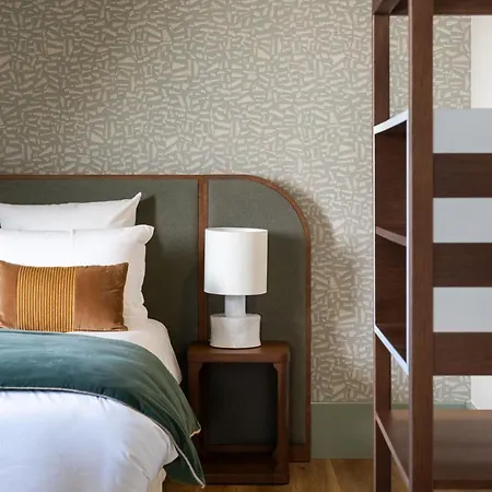 Hotel Maison Du Boutique 4*