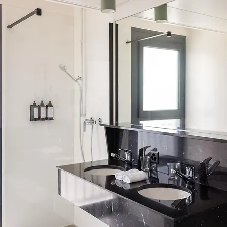 Maison Du Boutique מלון 4*