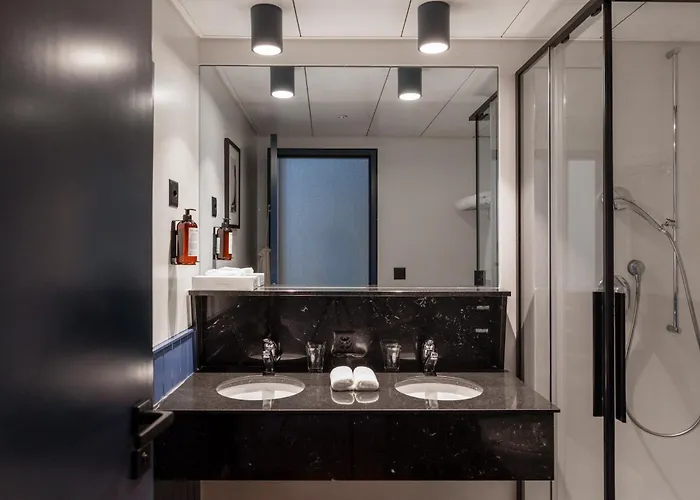 Maison Du Boutique فندق