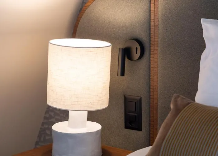 Maison Du Boutique فندق نيون