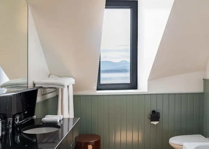 Hotel Maison Du Boutique 4*