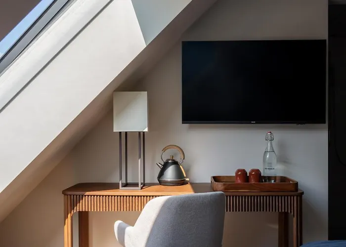 Maison Du Boutique Hotel 4*