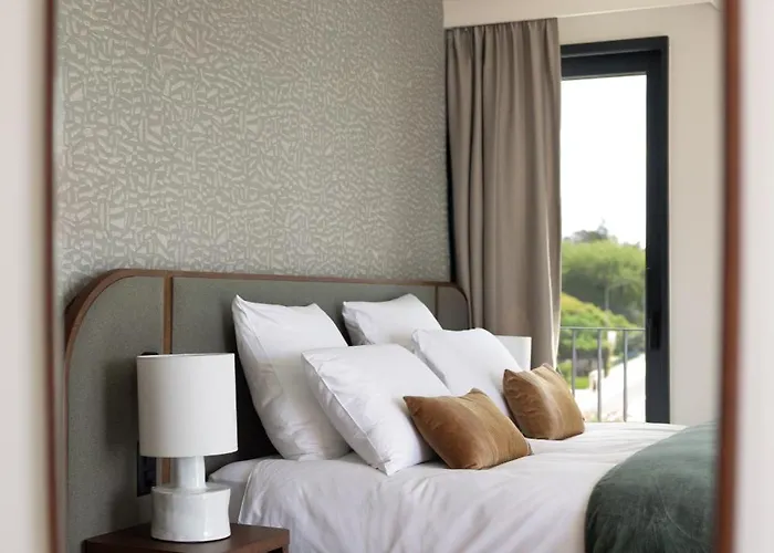 Maison Du Boutique 4* Νιόν