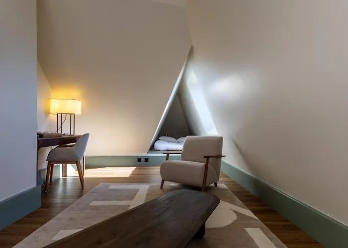 Maison Du Boutique 4* Νιόν